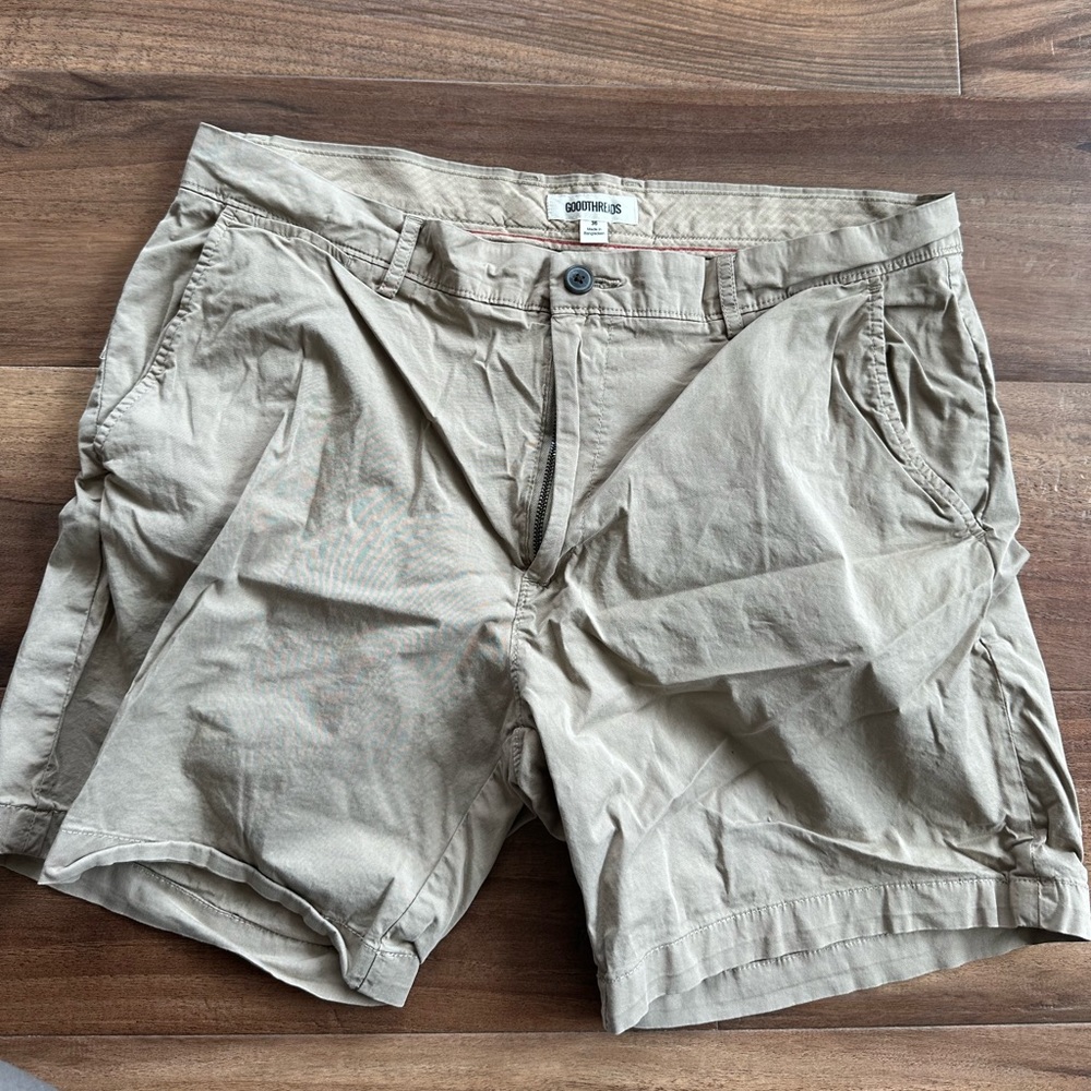 Men’s Khaki Style Shorts